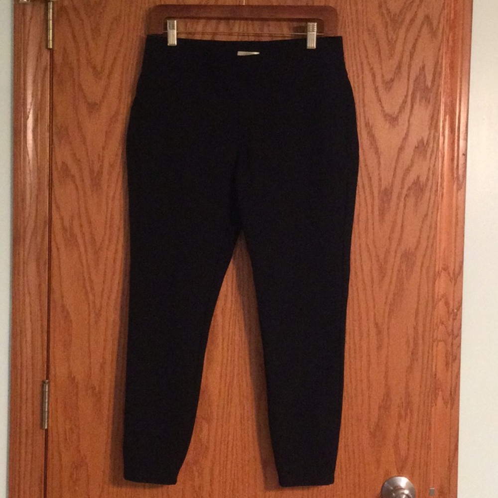 matty m Black Skinny Capris